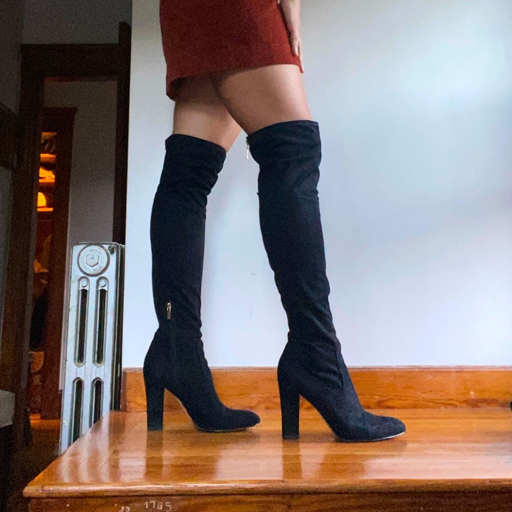 Over-the-knee suede boots